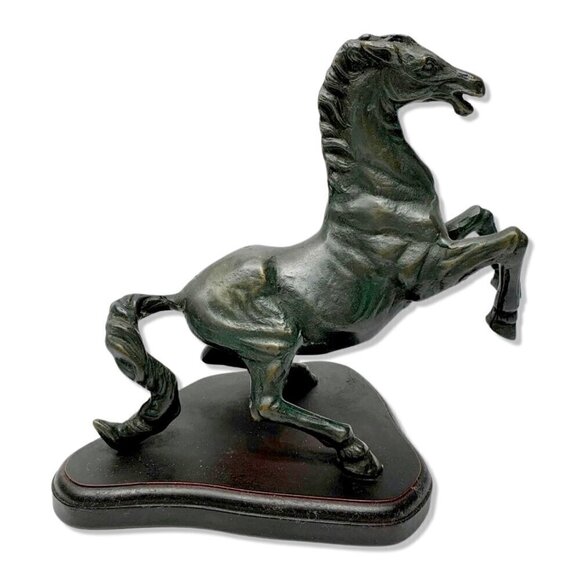 Metal Horse 3D Statue Figurine on Wood Base - Picture 1 of 8